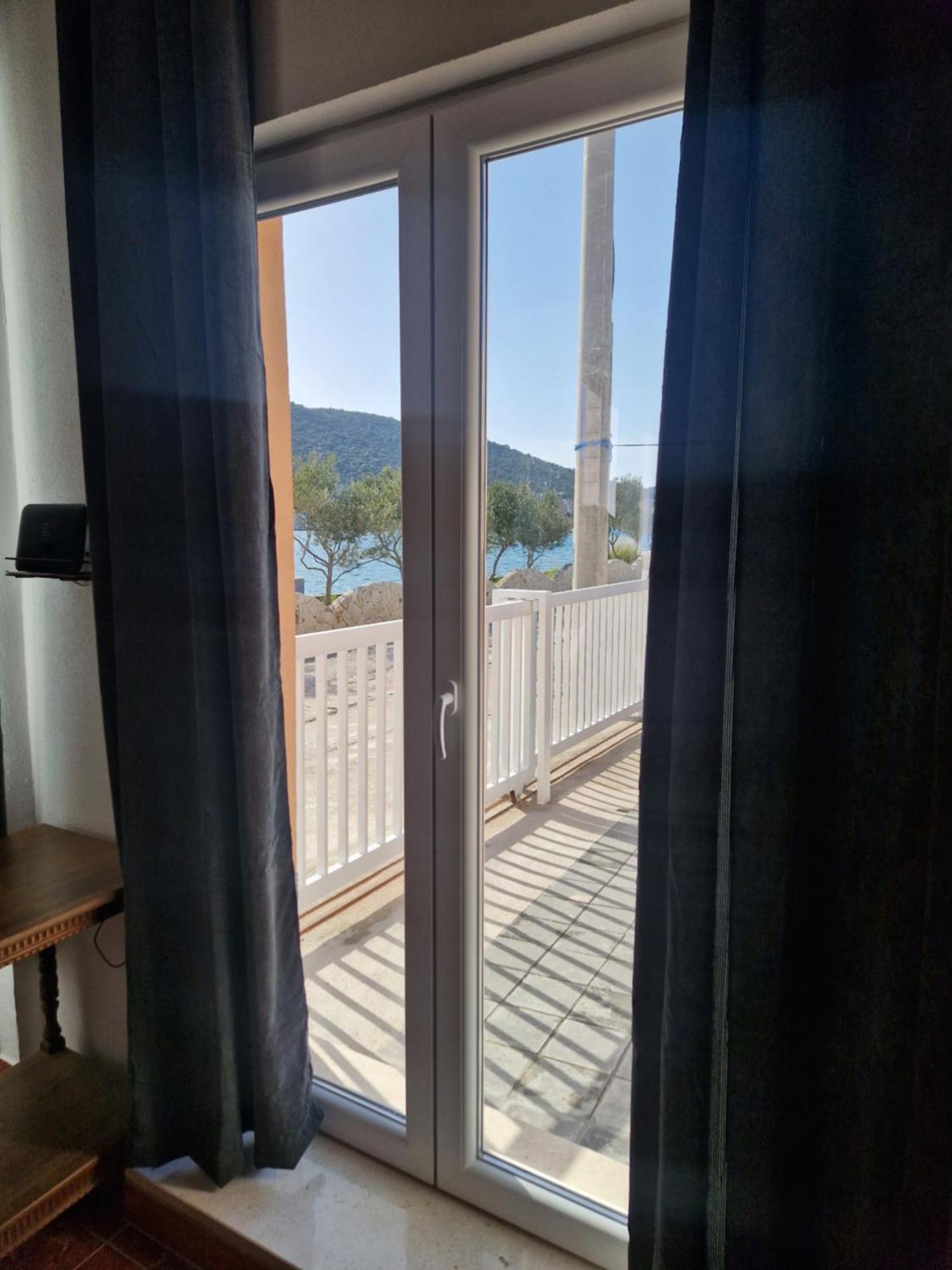 Villa Andelic Vinisce Bagian luar foto