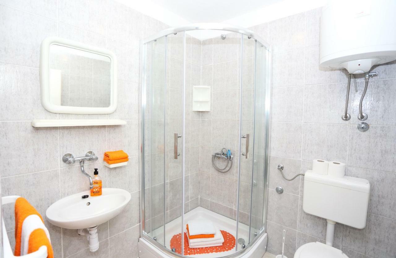 Villa Andelic Vinisce Bagian luar foto